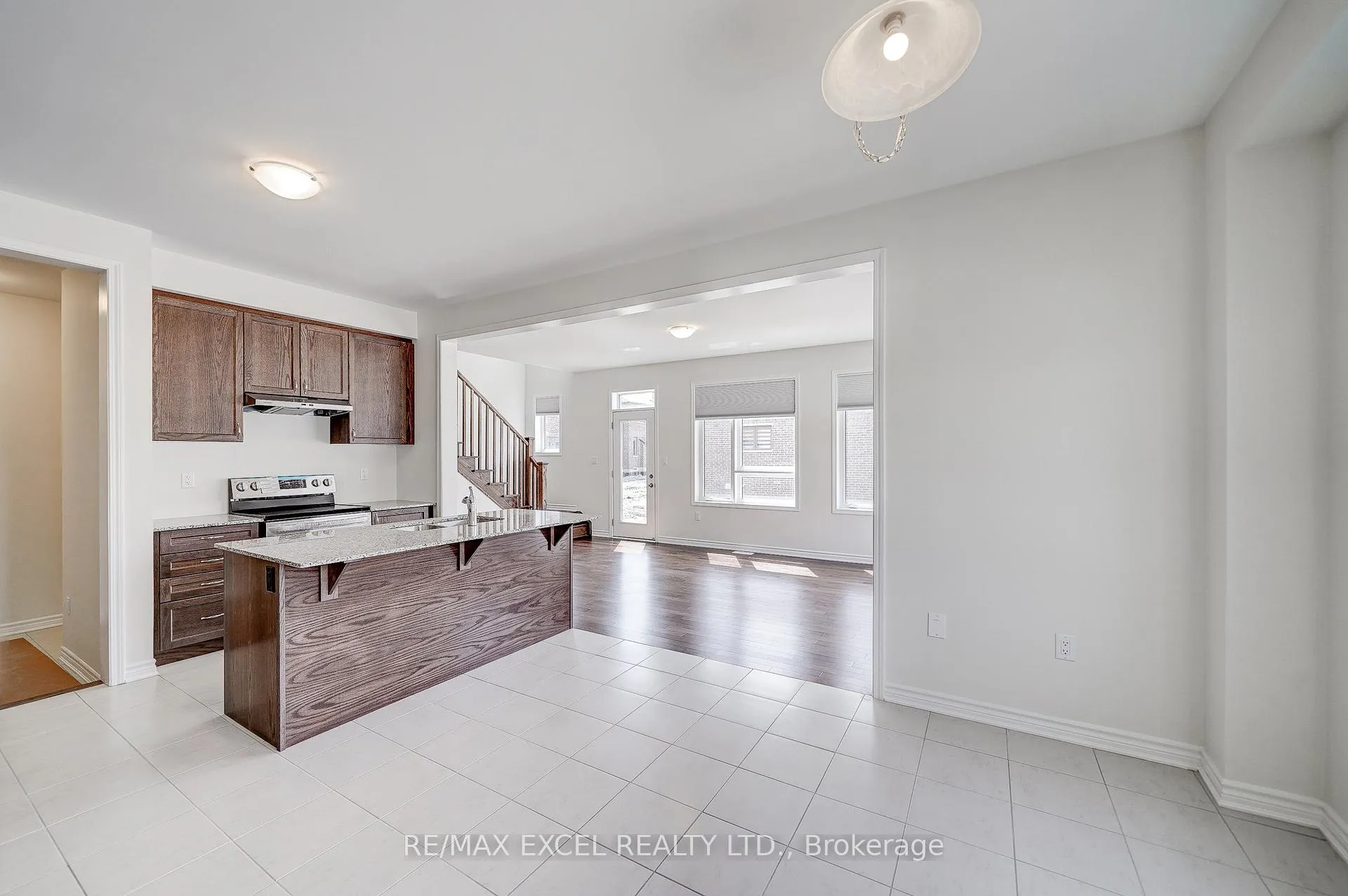 Photo 8 of 3262 Turnstone Boulevard, Pickering, Rural Pickering — HOMEH