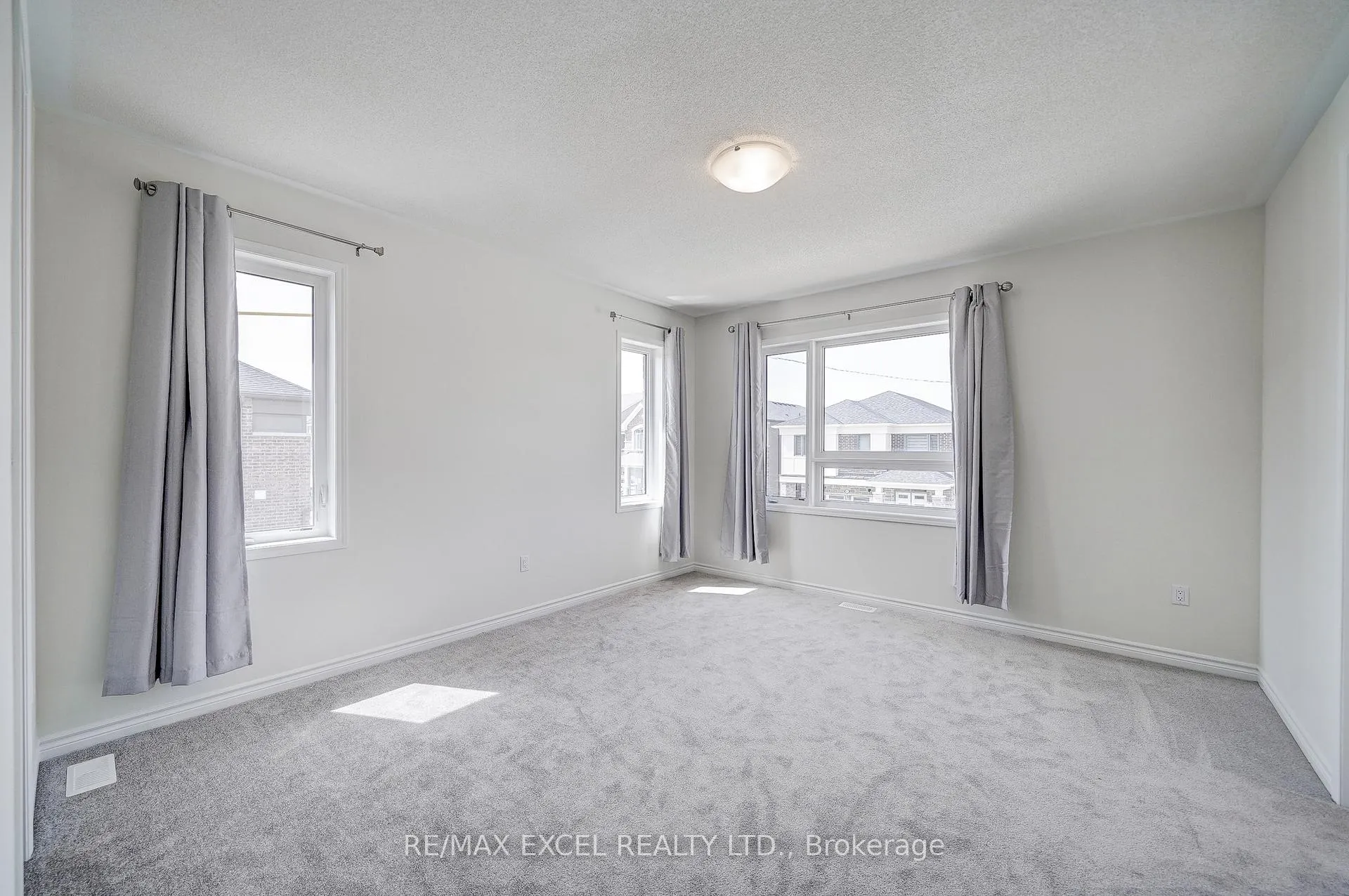 Photo 25 of 3262 Turnstone Boulevard, Pickering, Rural Pickering — HOMEH