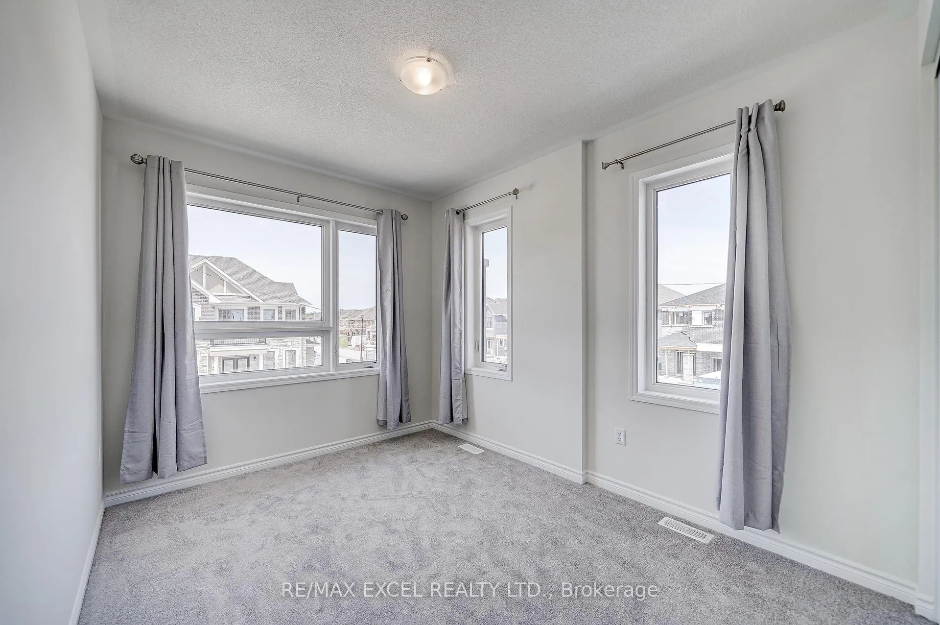 Photo 35 of 3262 Turnstone Boulevard, Pickering, Rural Pickering — HOMEH