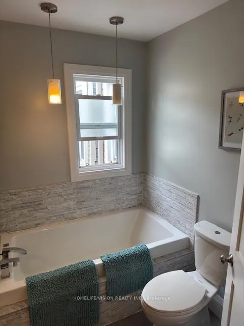 Photo 24 of 38 Arundel Avenue, Toronto, Playter Estates-Danforth — HOMEH