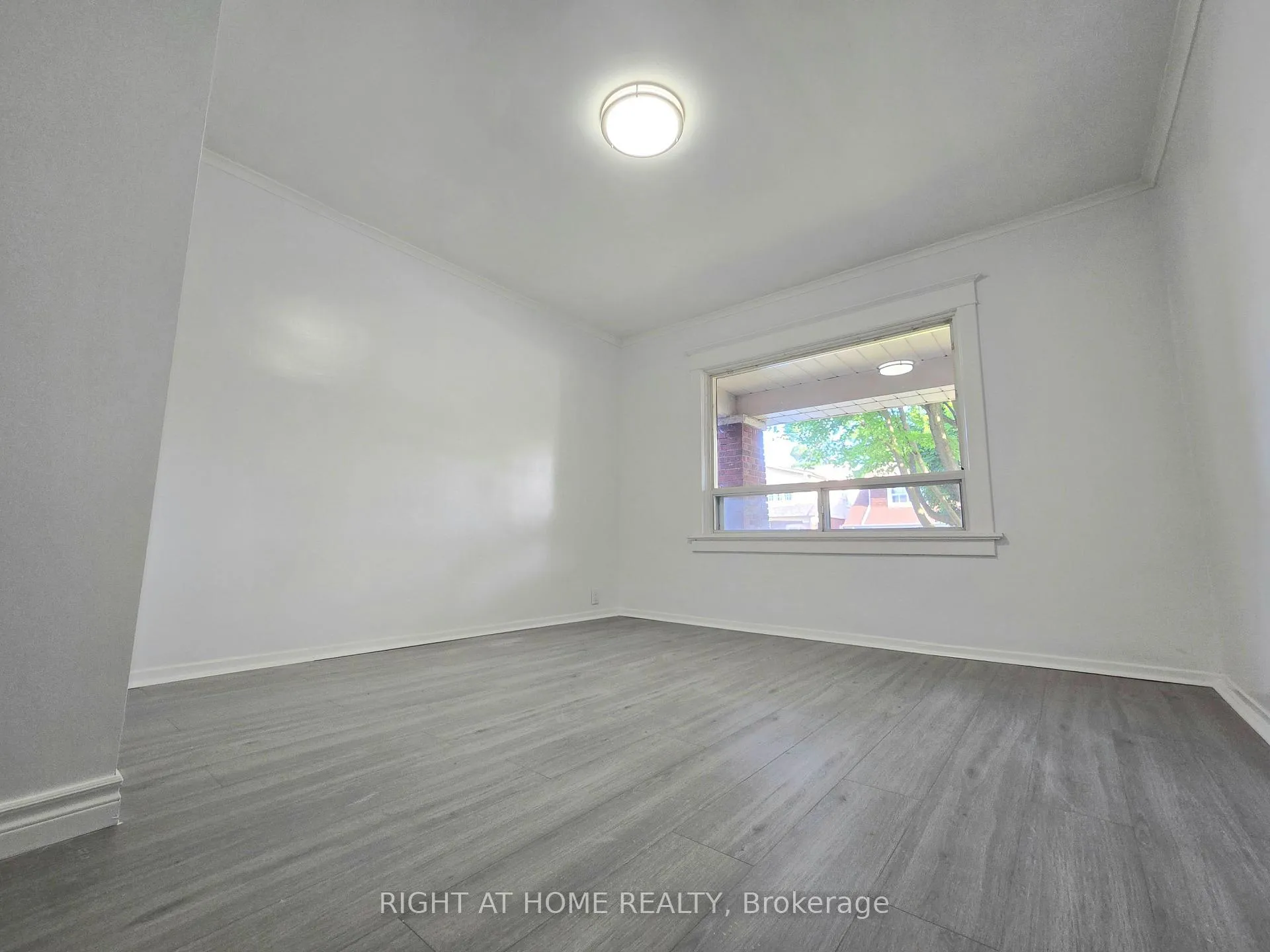 Photo 10 of Unit Main, 344 Glebeholme Boulevard, Toronto, Danforth — HOMEH