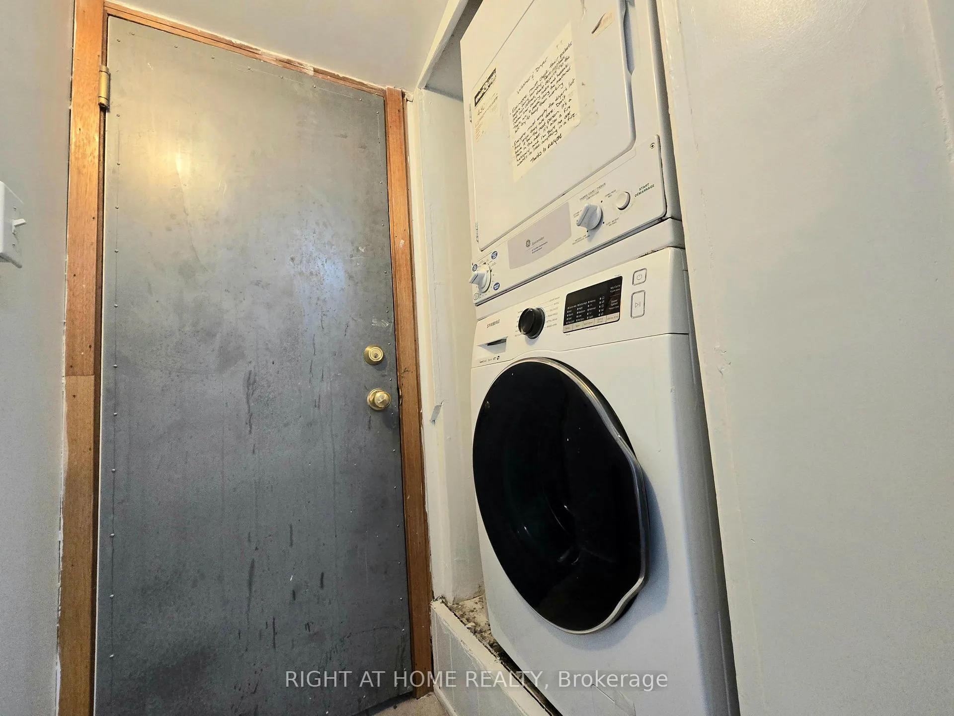 Photo 13 of Unit Main, 344 Glebeholme Boulevard, Toronto, Danforth — HOMEH