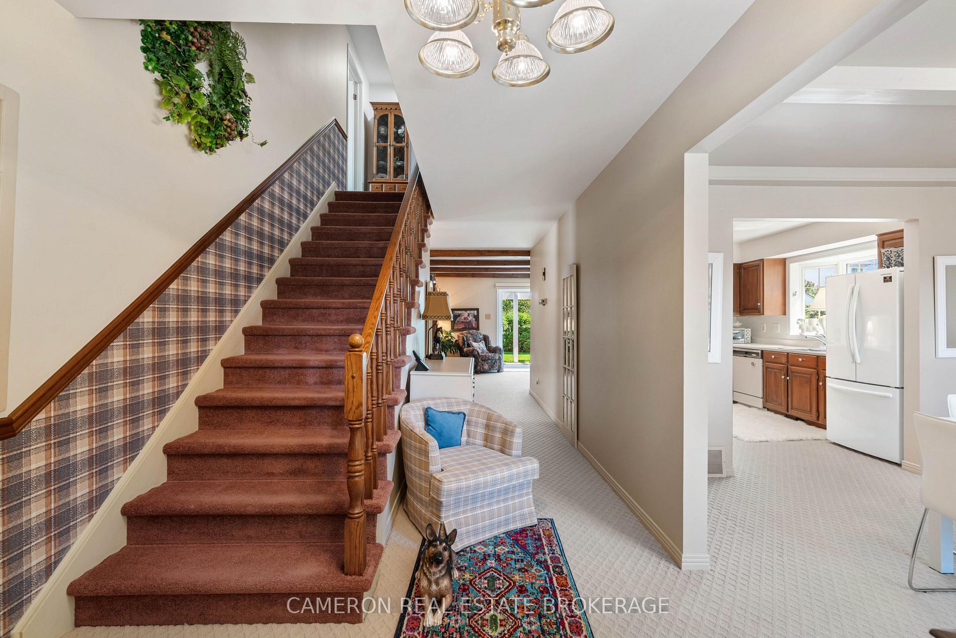 Photo 3 of 1928 Belvedere Crescent, Cornwall — HOMEH