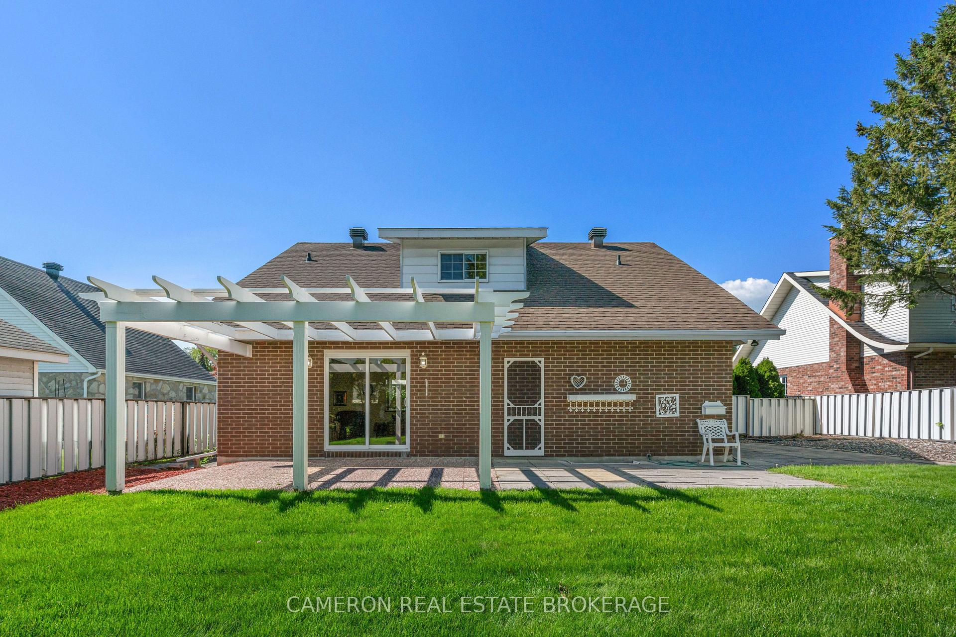 Photo 25 of 1928 Belvedere Crescent, Cornwall — HOMEH