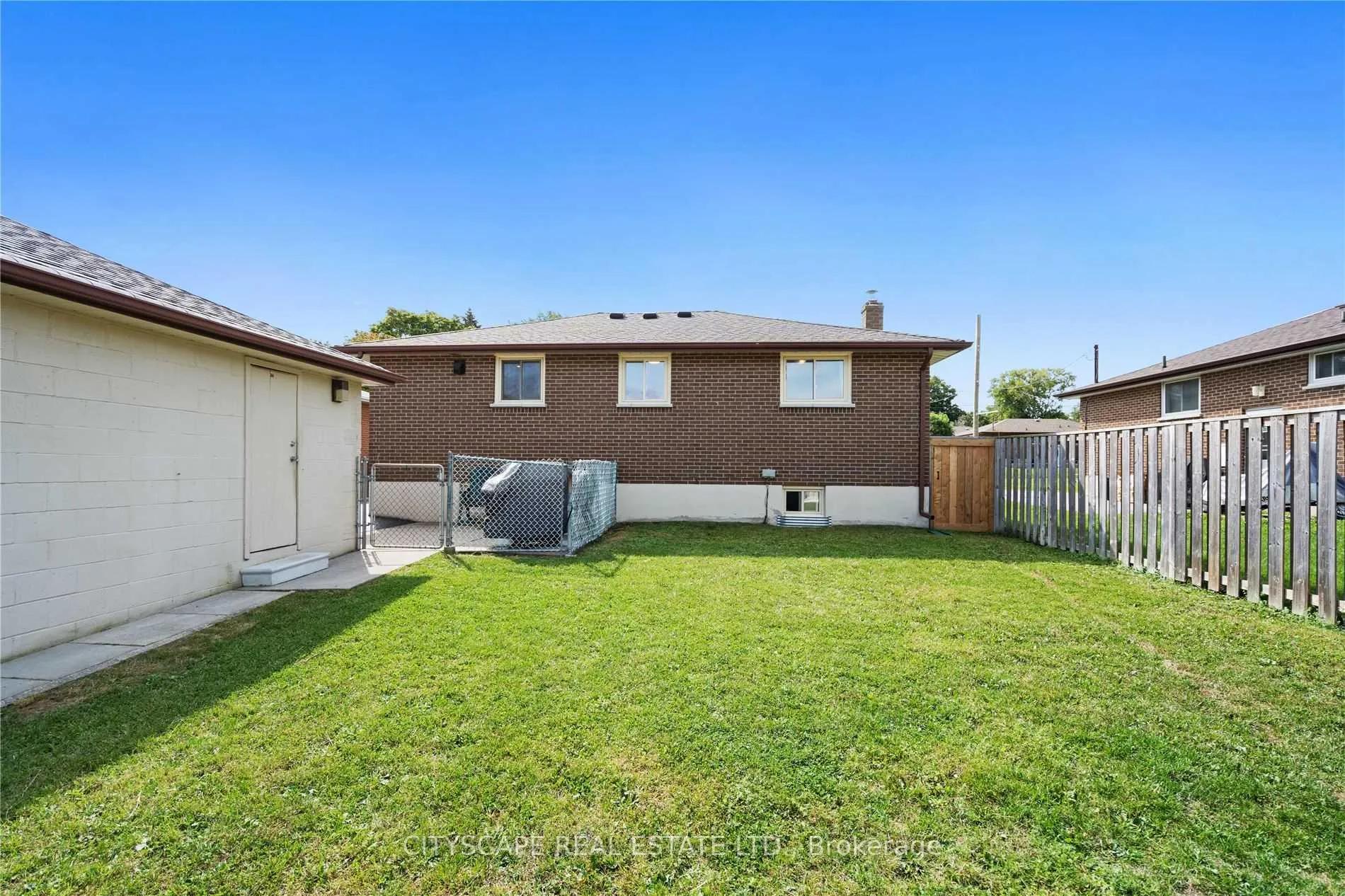 Photo 14 of 762 Olive Avenue, Oshawa, Donevan — HOMEH