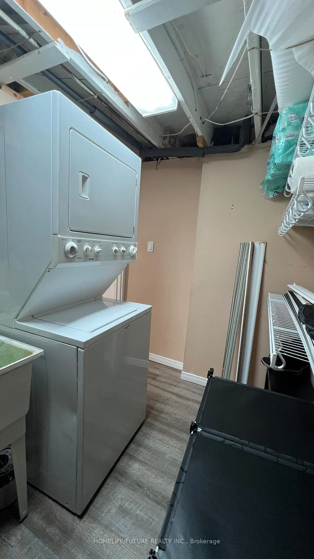 Photo 7 of 541 Charrington Avenue, Oshawa, Centennial — HOMEH