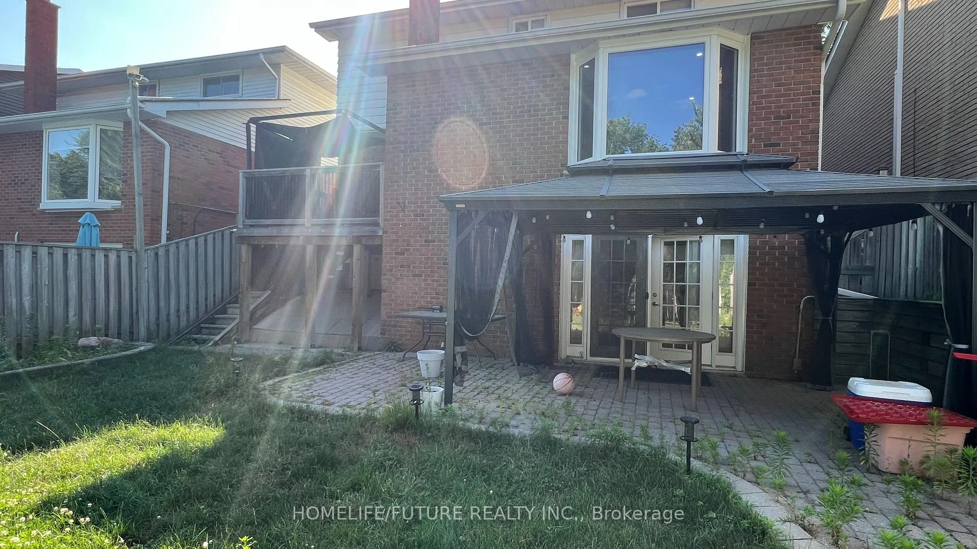 Photo 9 of 541 Charrington Avenue, Oshawa, Centennial — HOMEH