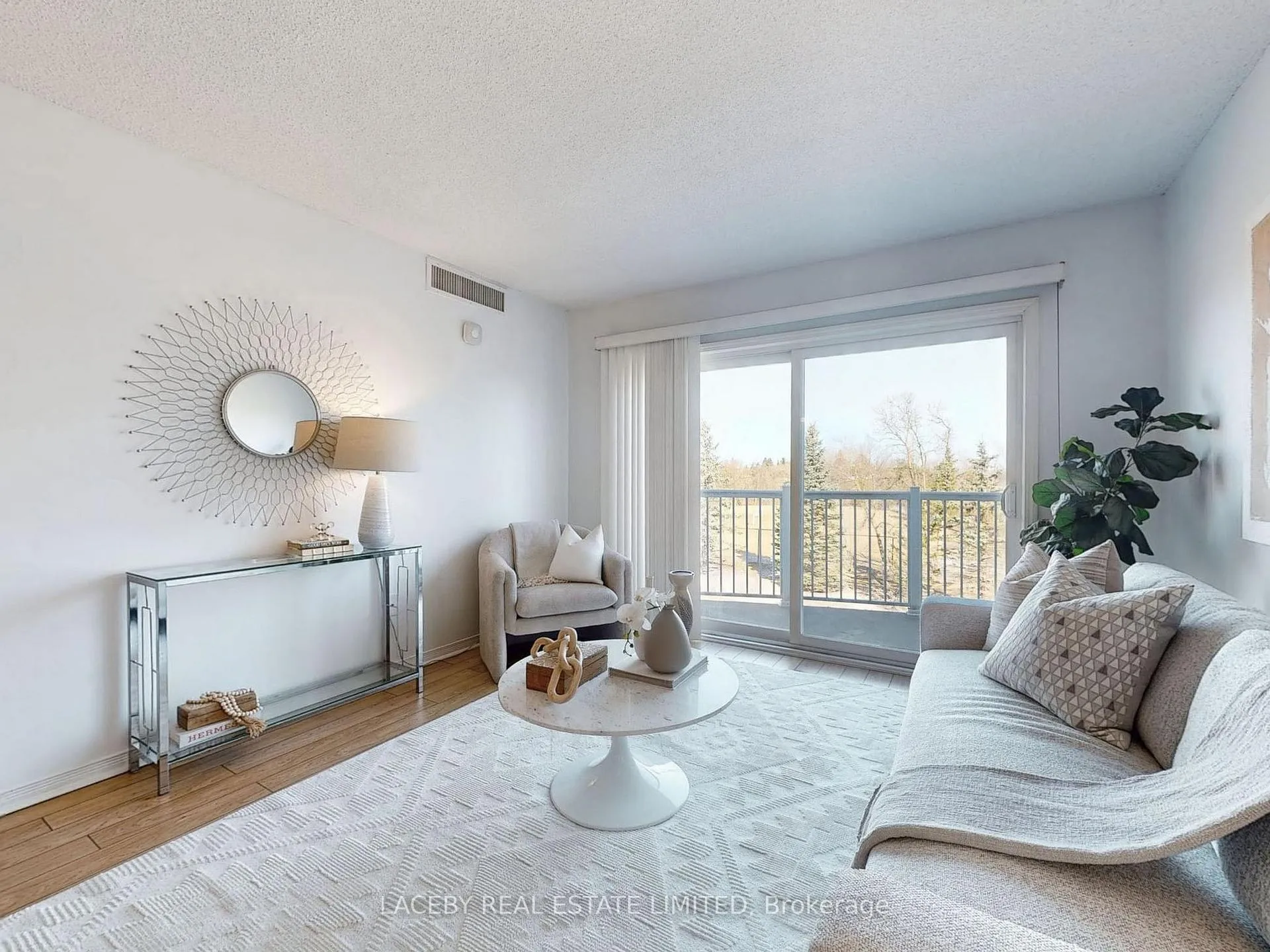 Photo 10 of Unit 313, 32 Church Street, King, Schomberg — HOMEH
