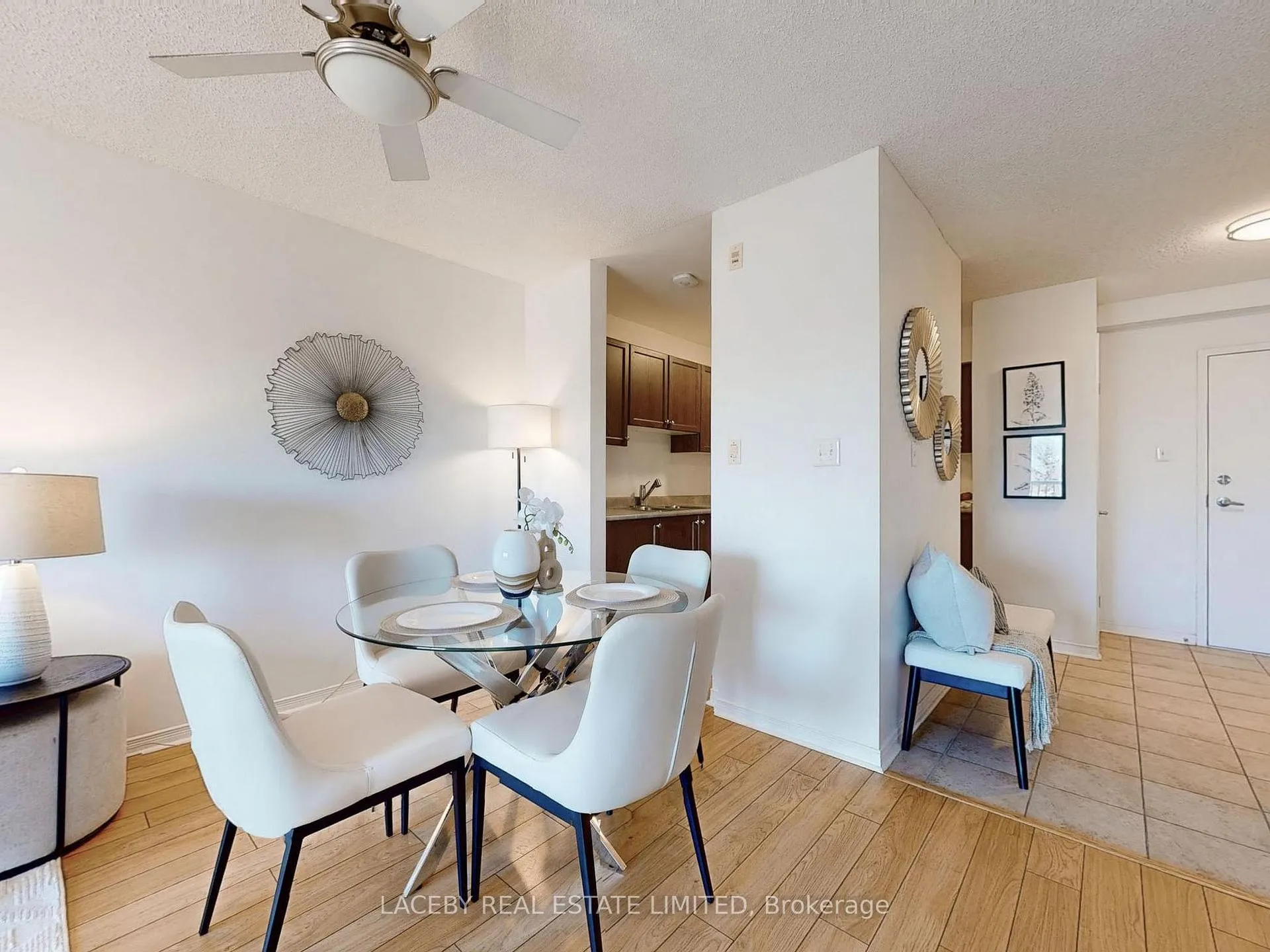 Photo 15 of Unit 313, 32 Church Street, King, Schomberg — HOMEH