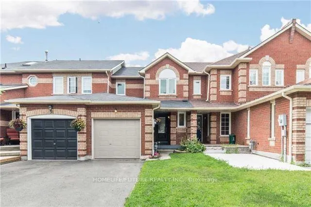 Front of 58 Creekwood Crescent