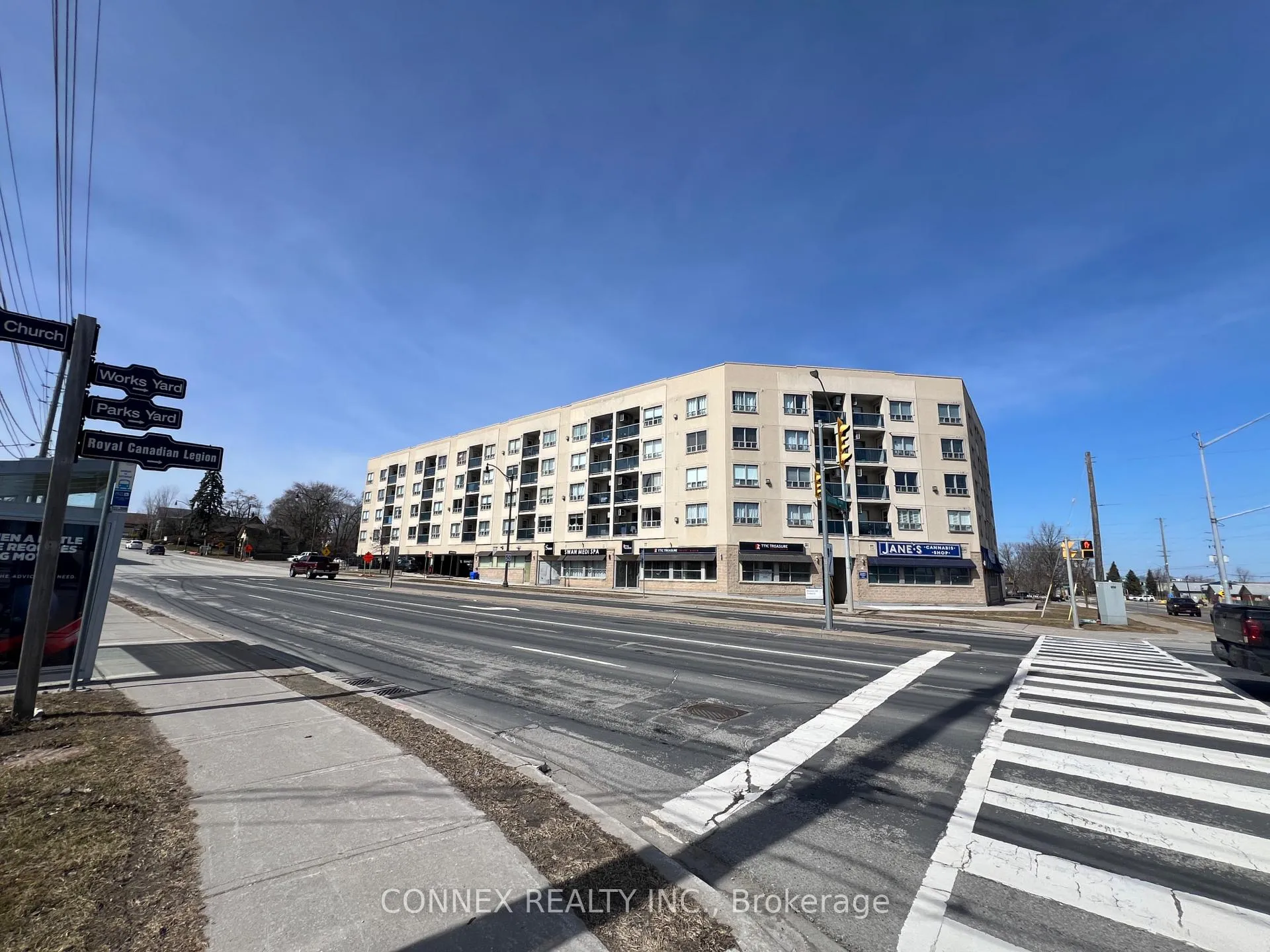Front of Unit 403, 160 Wellington Street E