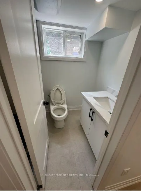 Photo 3 of Unit Basement, 142 Hillcrest Drive, Whitby, Downtown Whitby — HOMEH