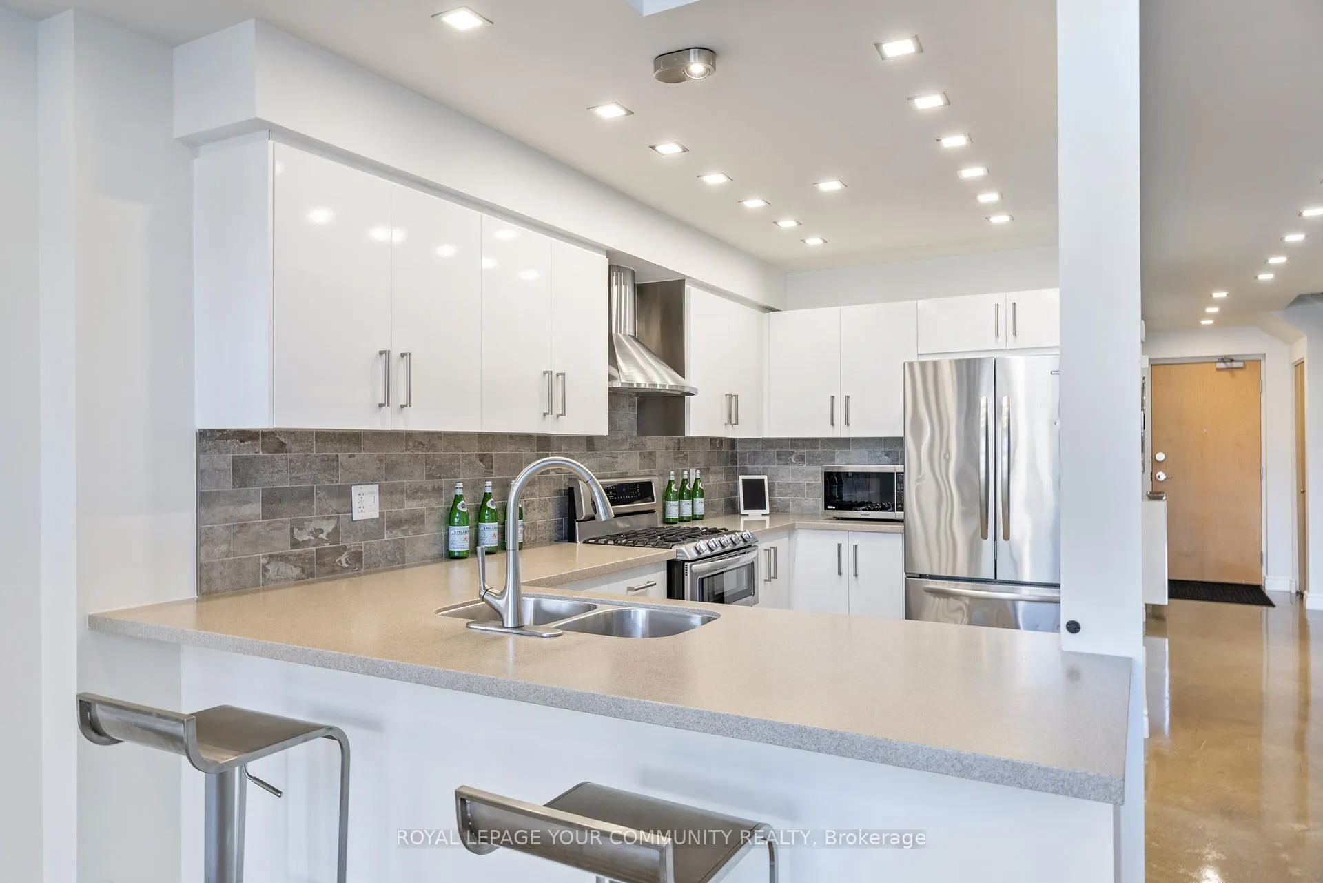 Photo 8 of Unit 101, 2175 Wyandotte Street E, Windsor — HOMEH