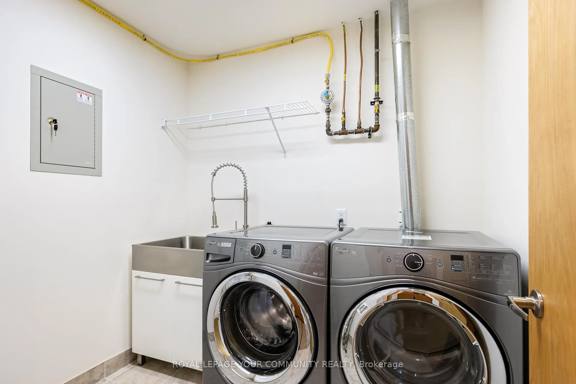 Photo 15 of Unit 101, 2175 Wyandotte Street E, Windsor — HOMEH