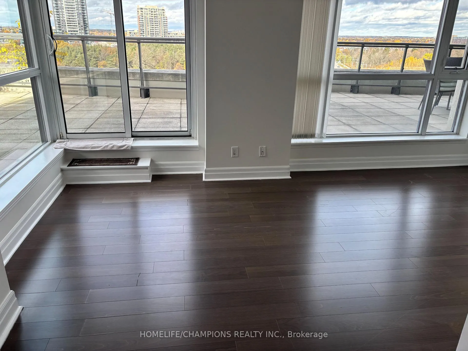 Photo 6 of Unit 701F, 8130 Birchmount Road, Markham, Unionville — HOMEH