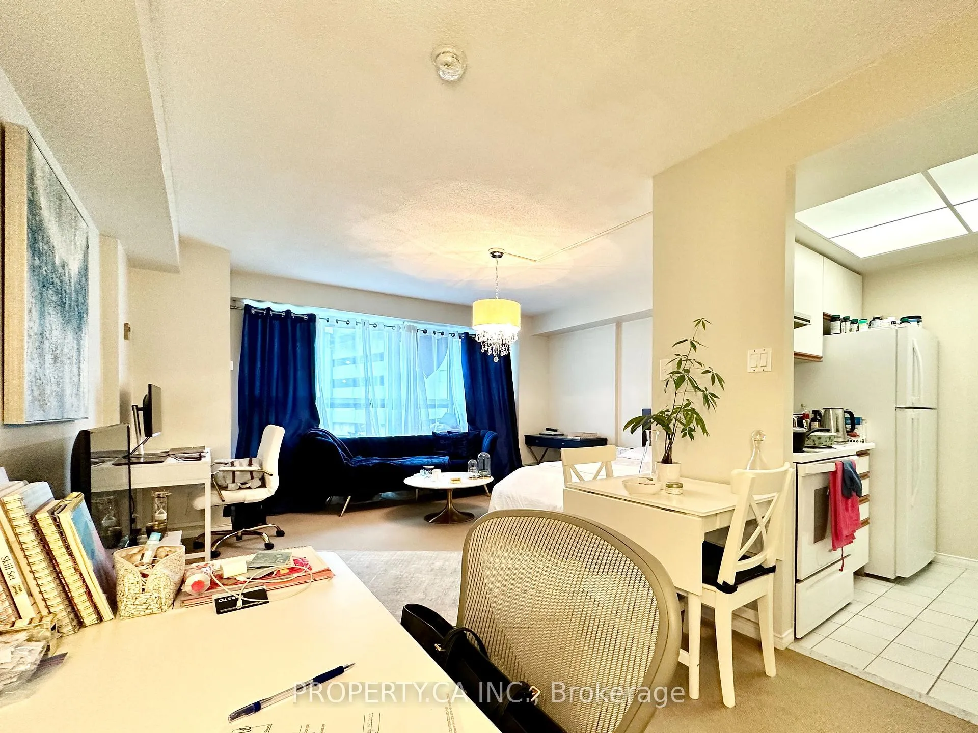Photo 2 of Unit 503, 77 Harbour Square, Toronto, Waterfront Communities — HOMEH