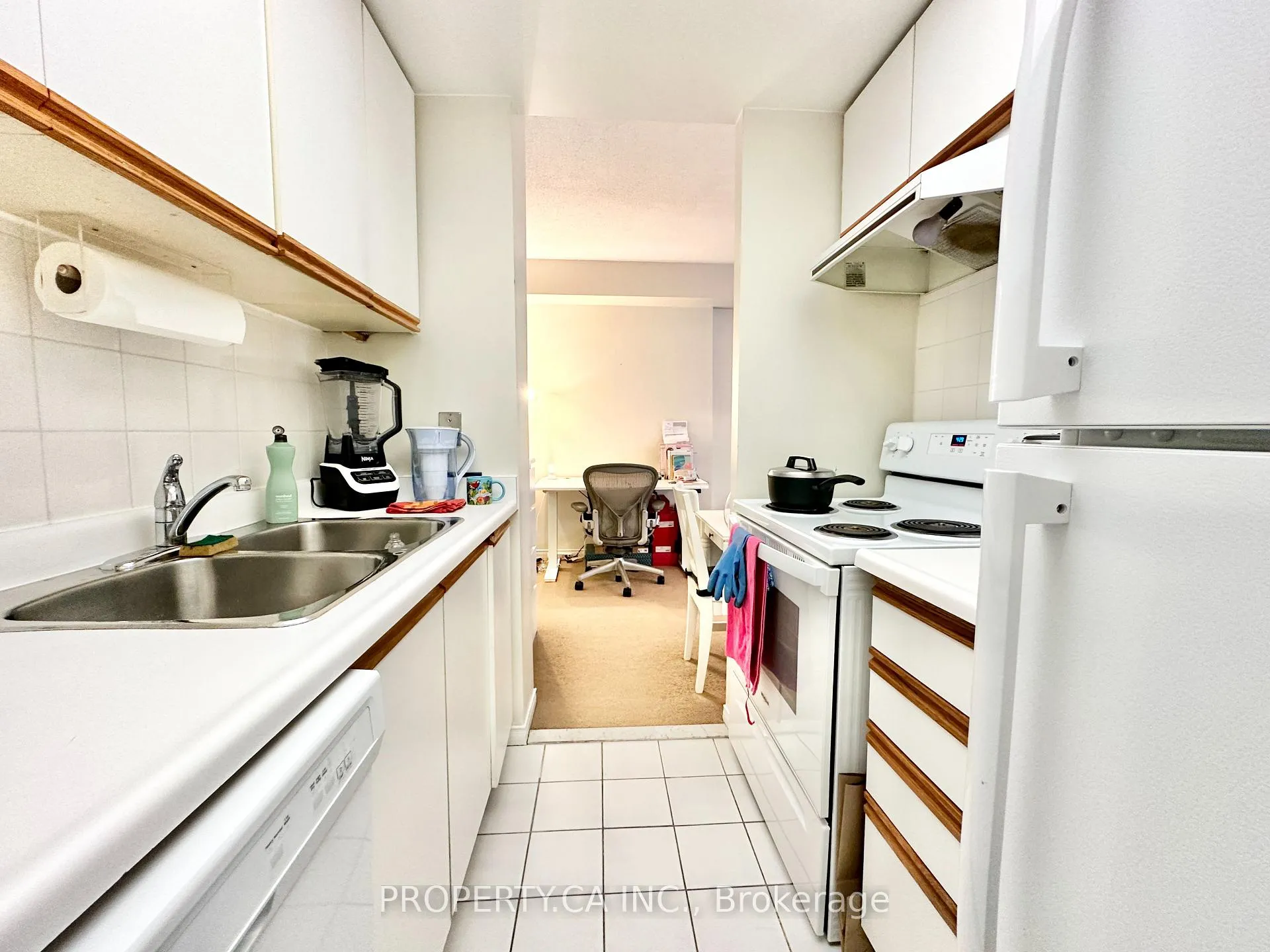 Photo 11 of Unit 503, 77 Harbour Square, Toronto, Waterfront Communities — HOMEH