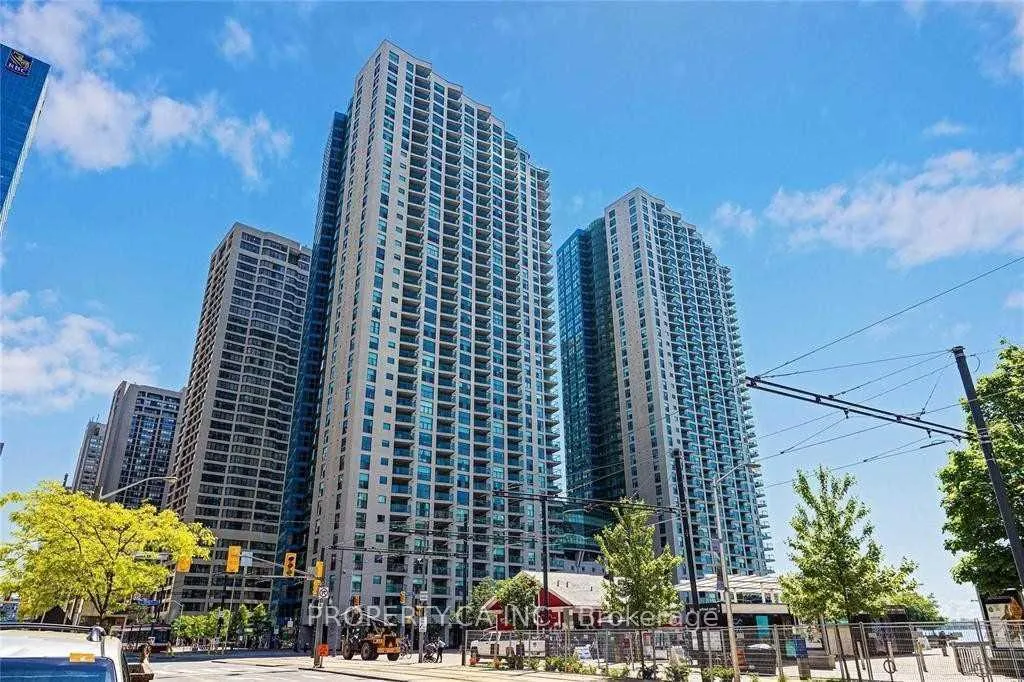 Photo 18 of Unit 503, 77 Harbour Square, Toronto, Waterfront Communities — HOMEH