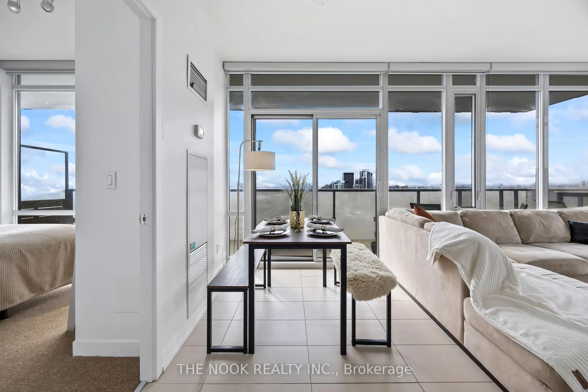 Photo 18 of Unit 2602, 170 Fort York Boulevard, Toronto, Waterfront Communities — HOMEH