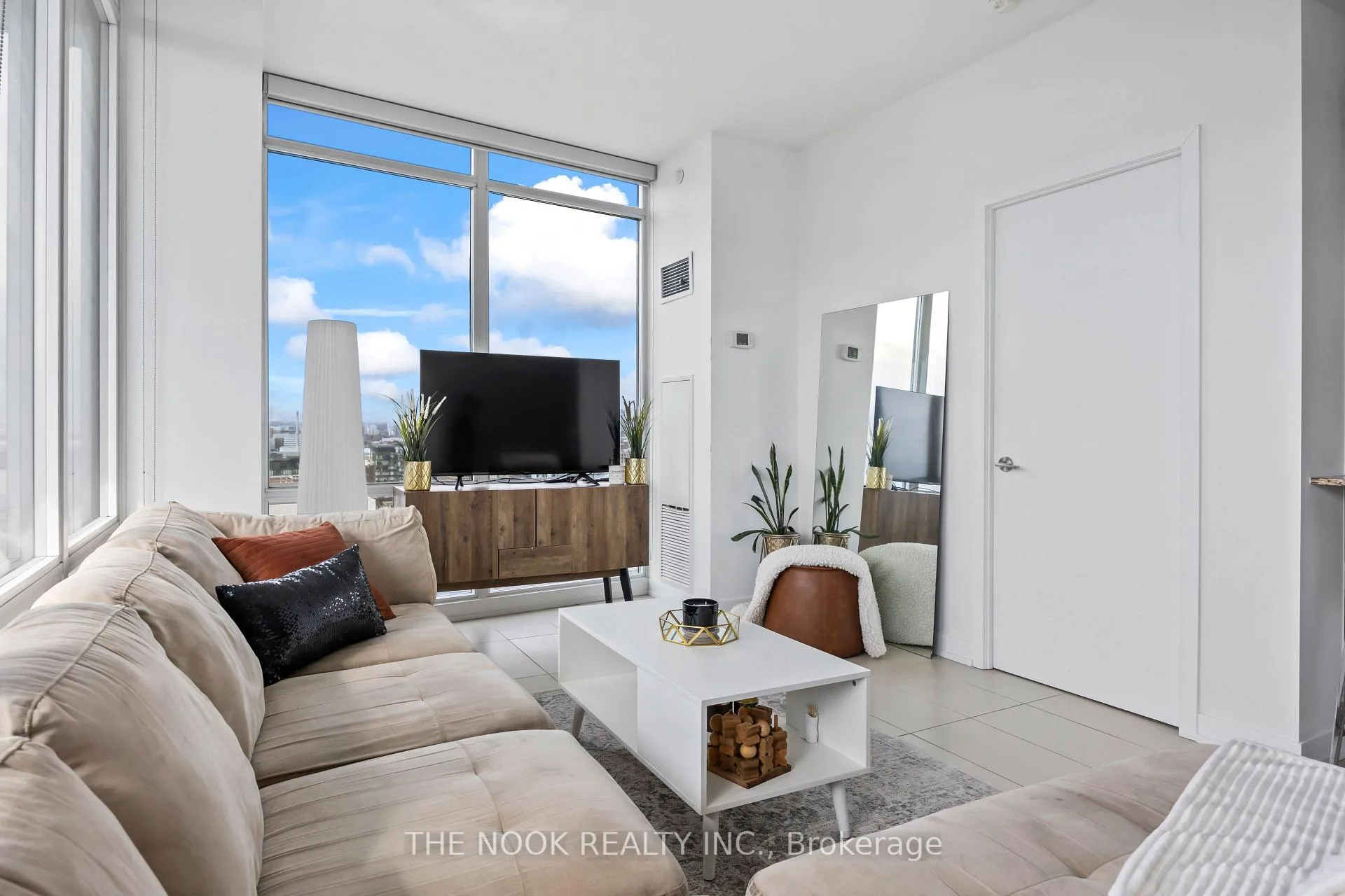 Photo 22 of Unit 2602, 170 Fort York Boulevard, Toronto, Waterfront Communities — HOMEH