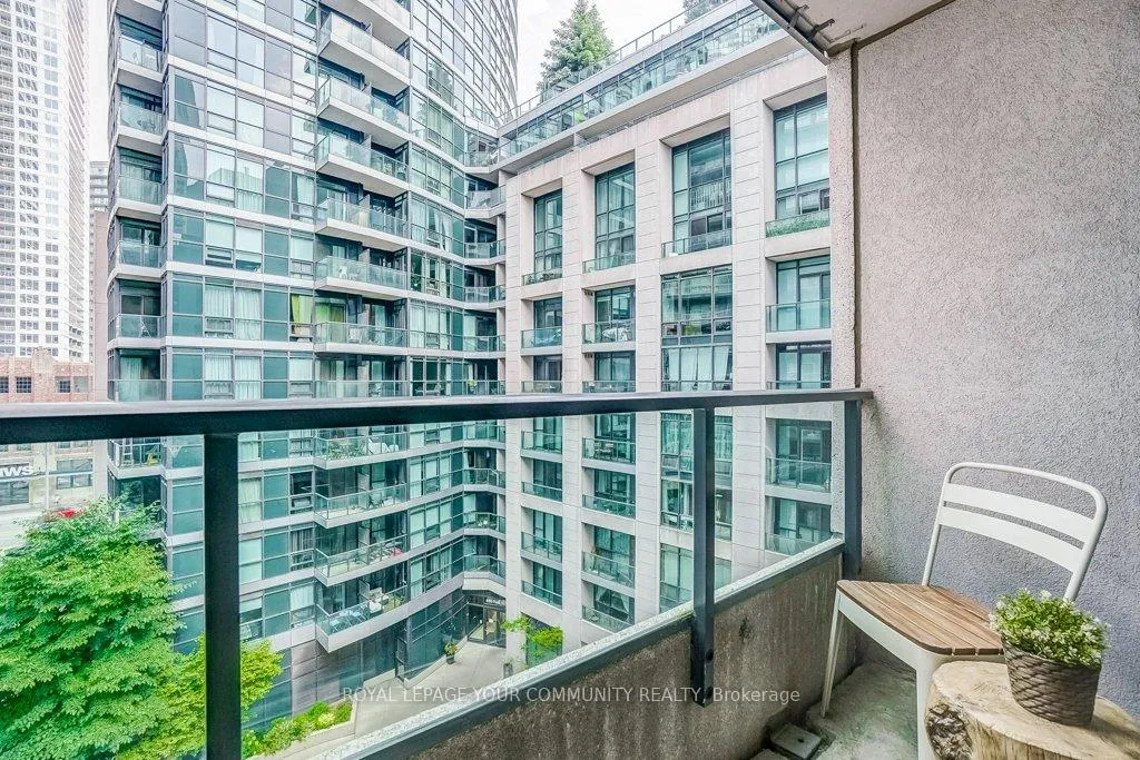 Photo 12 of Unit 334, 600 fleet Street, Toronto, Niagara — HOMEH