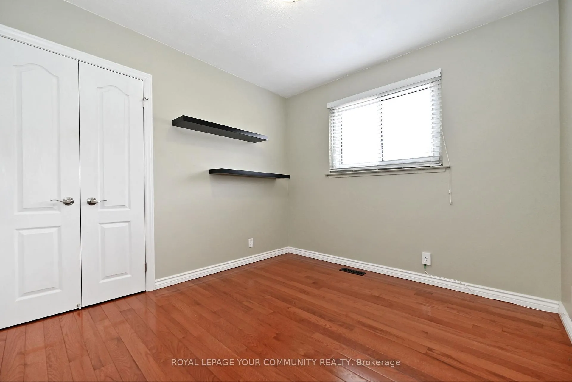Photo 22 of 808 Batory Avenue, Pickering, West Shore — HOMEH