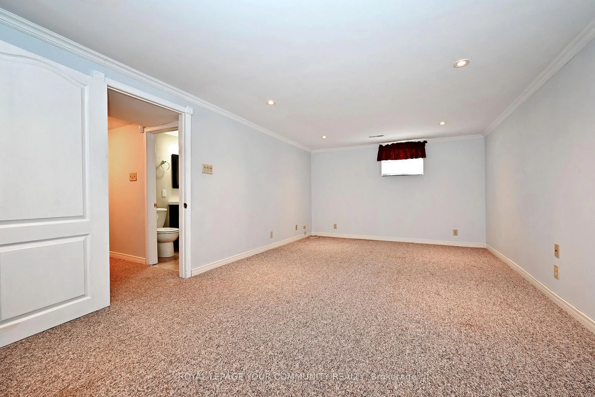Photo 29 of 808 Batory Avenue, Pickering, West Shore — HOMEH