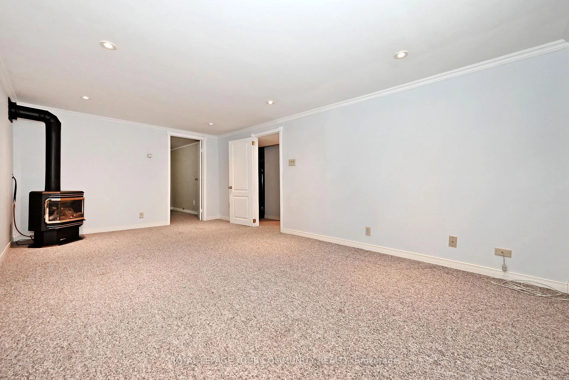 Photo 30 of 808 Batory Avenue, Pickering, West Shore — HOMEH