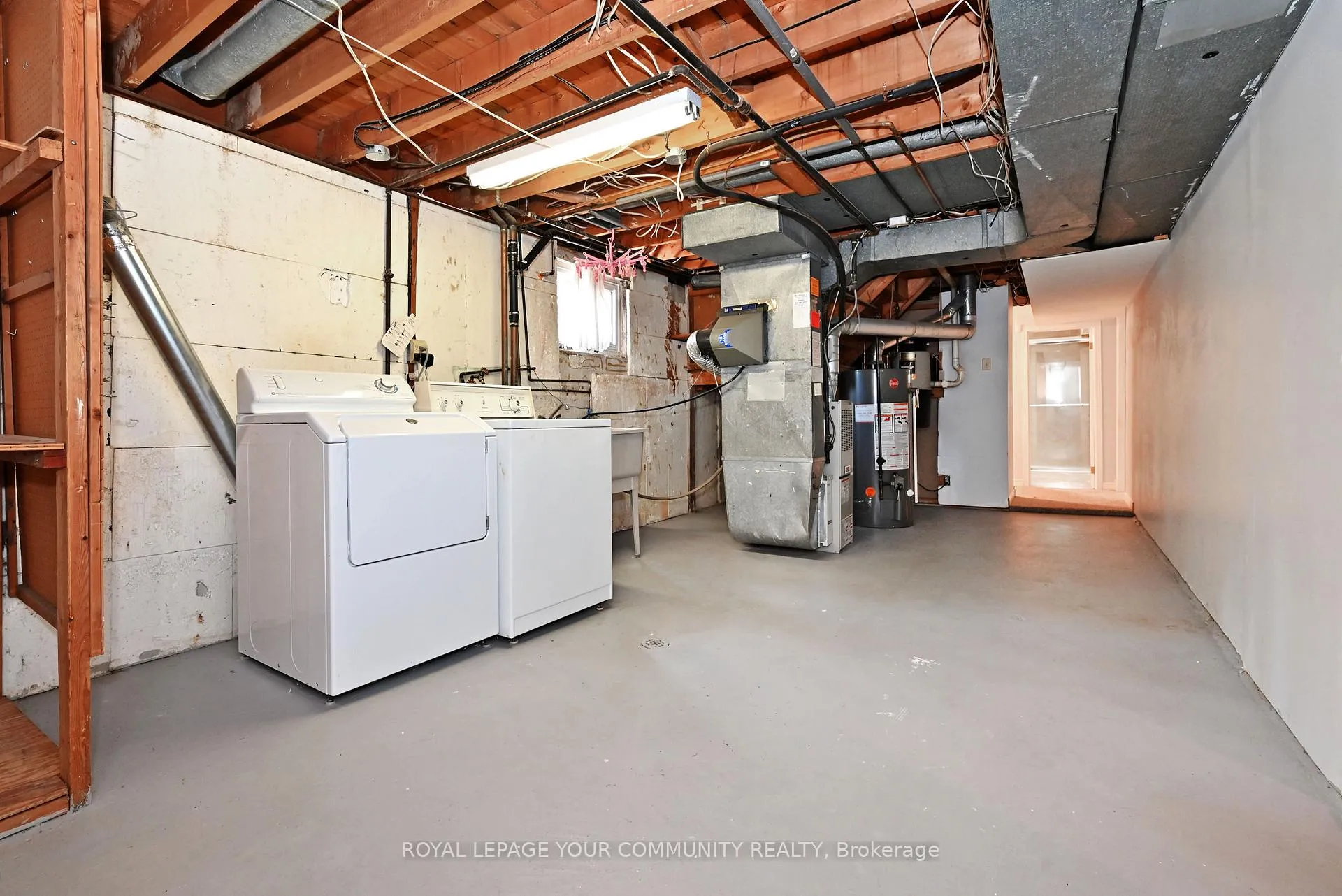 Photo 36 of 808 Batory Avenue, Pickering, West Shore — HOMEH