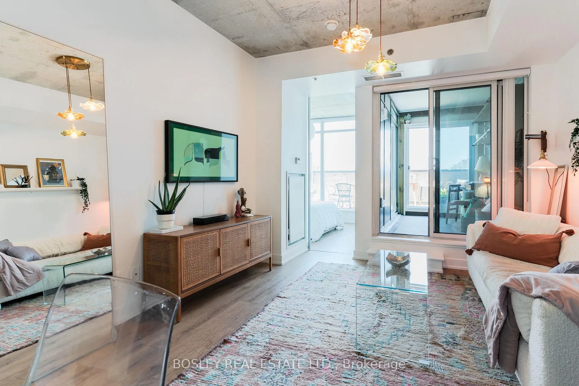 Photo 7 of Unit 513, 20 Gladstone Avenue, Toronto, Little Portugal — HOMEH