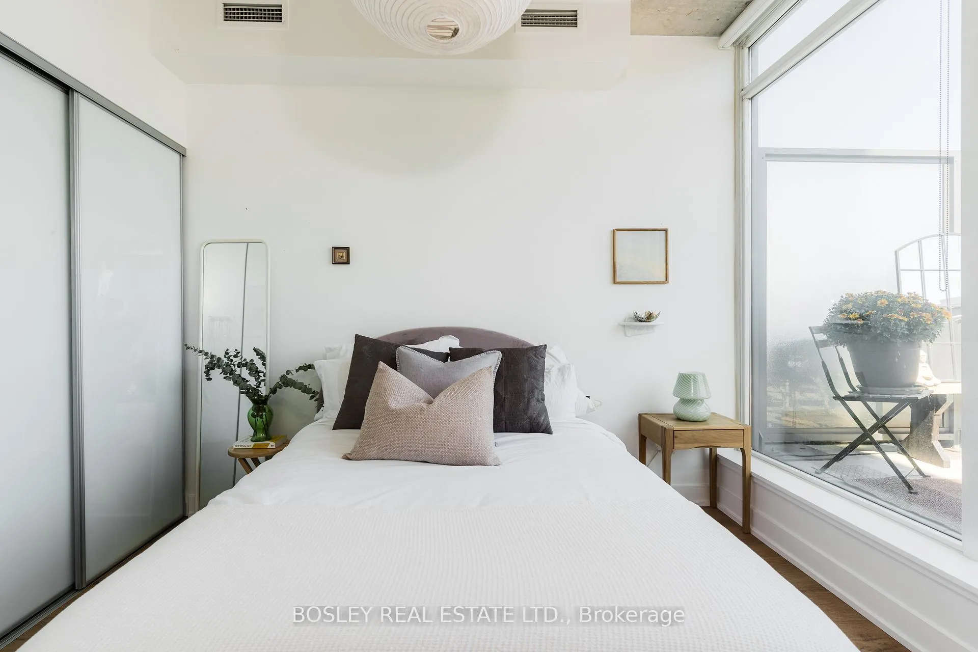 Photo 12 of Unit 513, 20 Gladstone Avenue, Toronto, Little Portugal — HOMEH