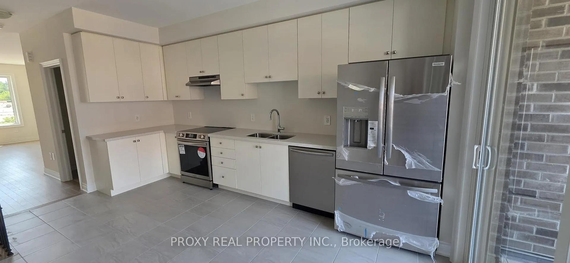 Photo 4 of 2924 White Road, Pickering, Rural Pickering — HOMEH