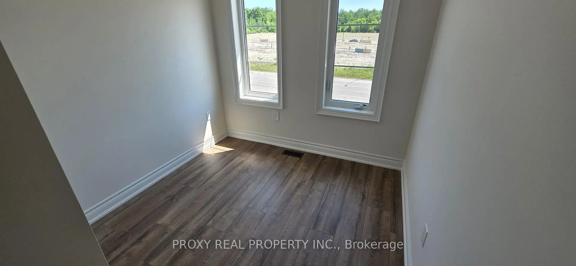 Photo 5 of 2924 White Road, Pickering, Rural Pickering — HOMEH