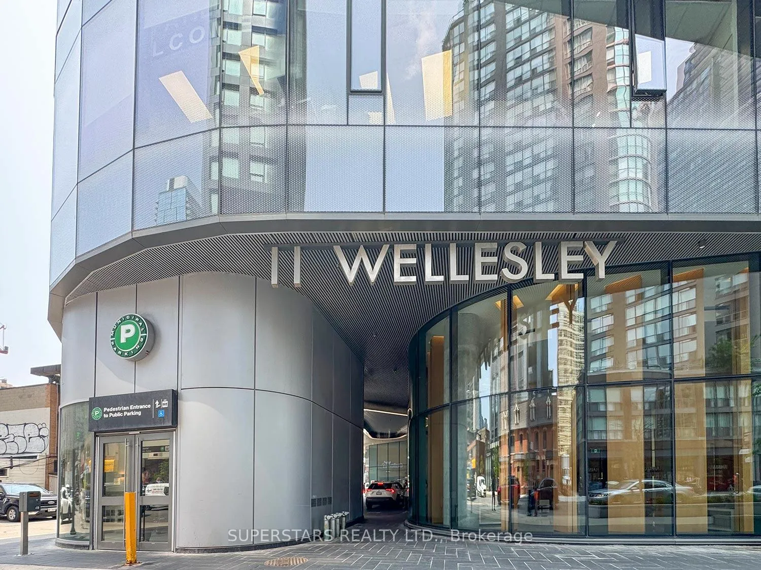 Photo 2 of Unit 3105, 11 Wellesley Street W, Toronto, Bay Street Corridor — HOMEH