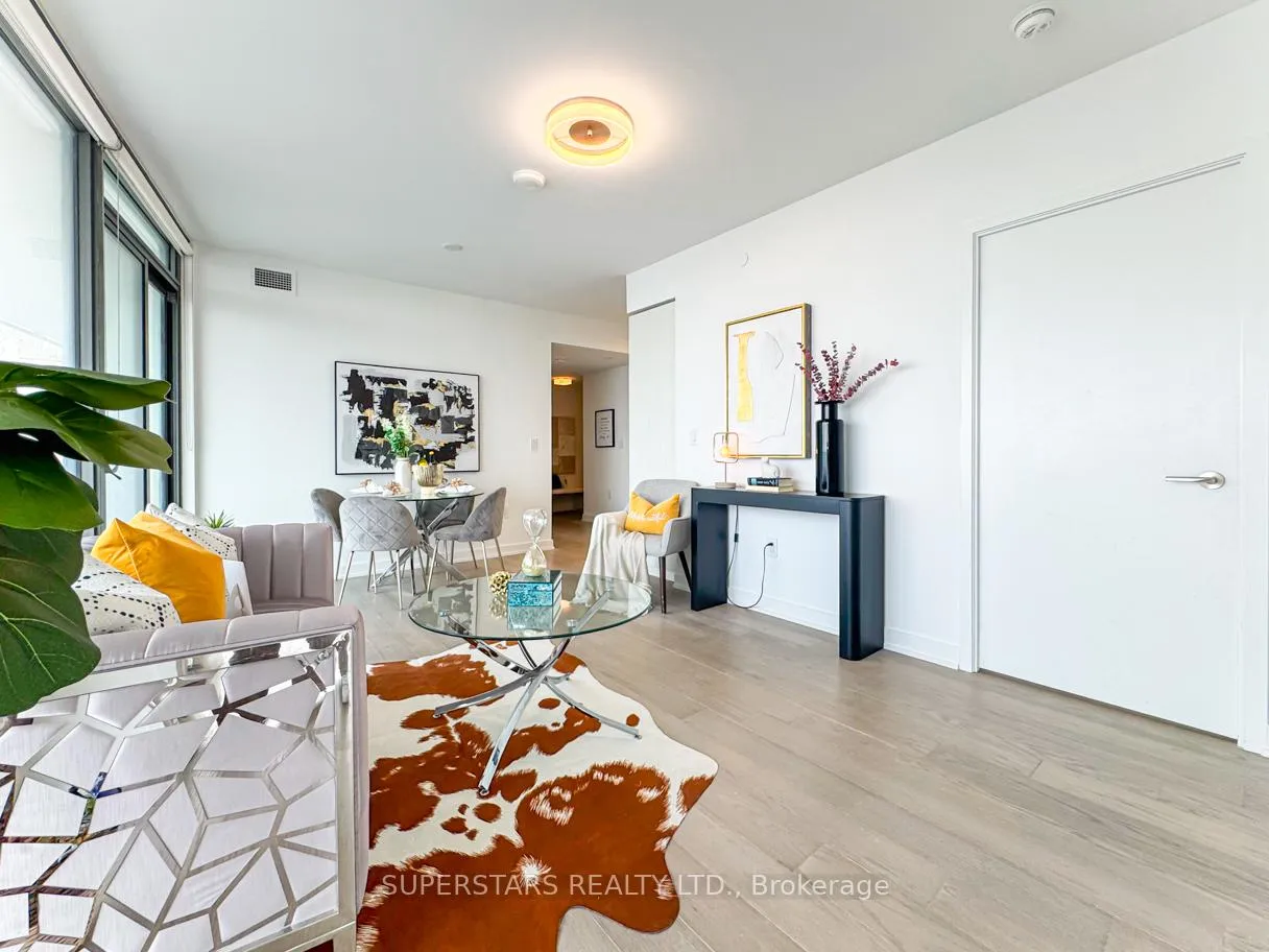 Photo 13 of Unit 3105, 11 Wellesley Street W, Toronto, Bay Street Corridor — HOMEH