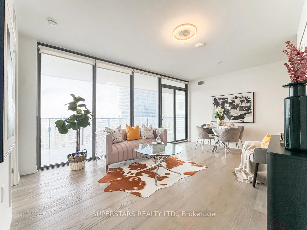 Photo 14 of Unit 3105, 11 Wellesley Street W, Toronto, Bay Street Corridor — HOMEH