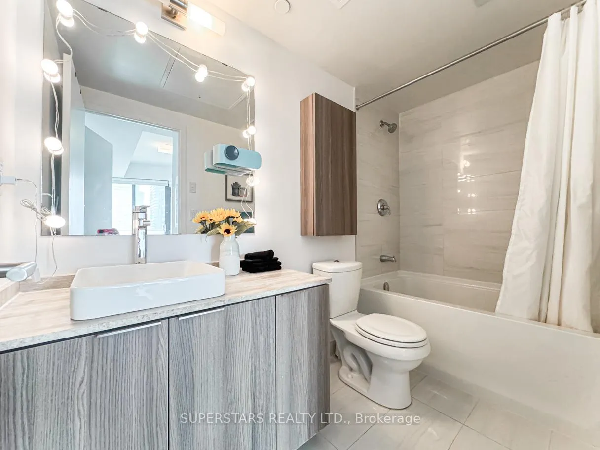 Photo 18 of Unit 3105, 11 Wellesley Street W, Toronto, Bay Street Corridor — HOMEH