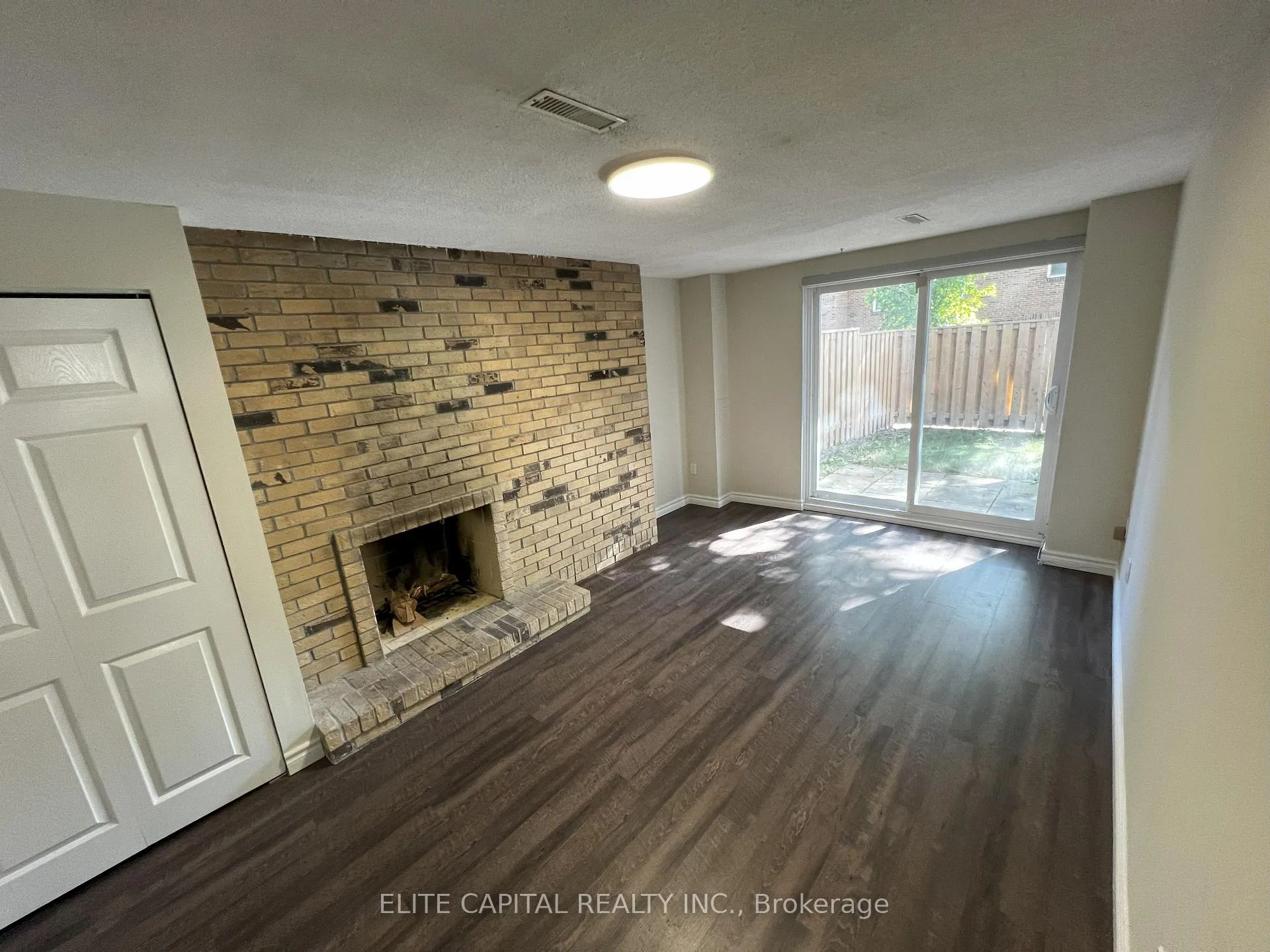Photo 2 of 54 Nottinghill Road, Markham, German Mills — HOMEH