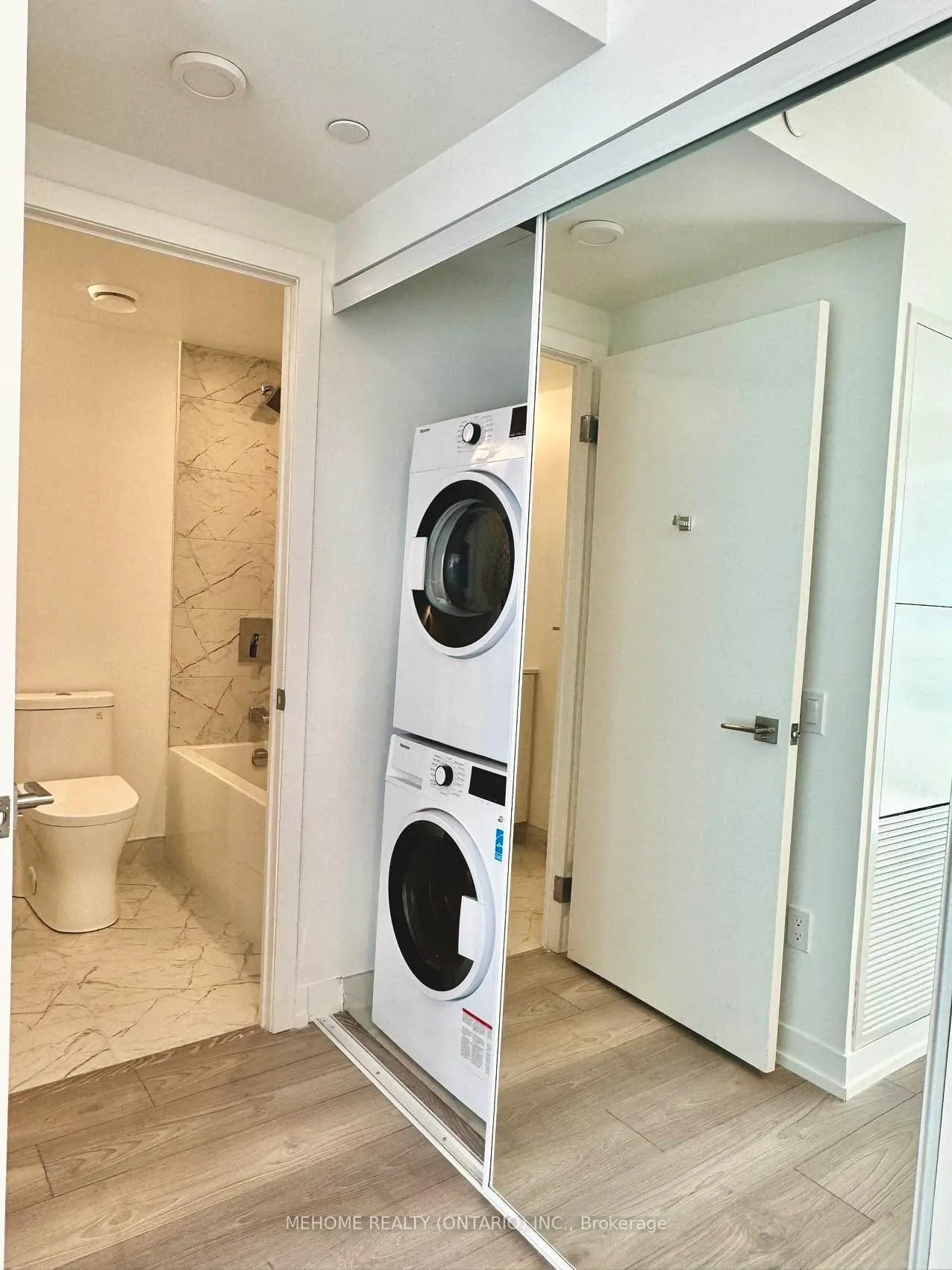Photo 8 of Unit 1905, 82 Dalhousie Street, Toronto, Church-Yonge Corridor — HOMEH