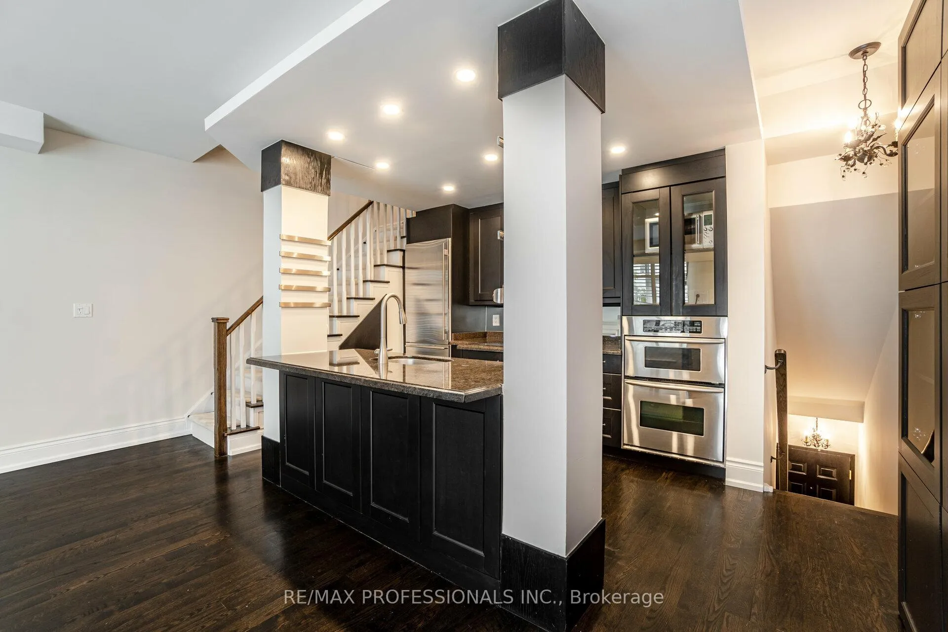 Photo 5 of Unit 225, 30 Stadium Road, Toronto, Niagara — HOMEH
