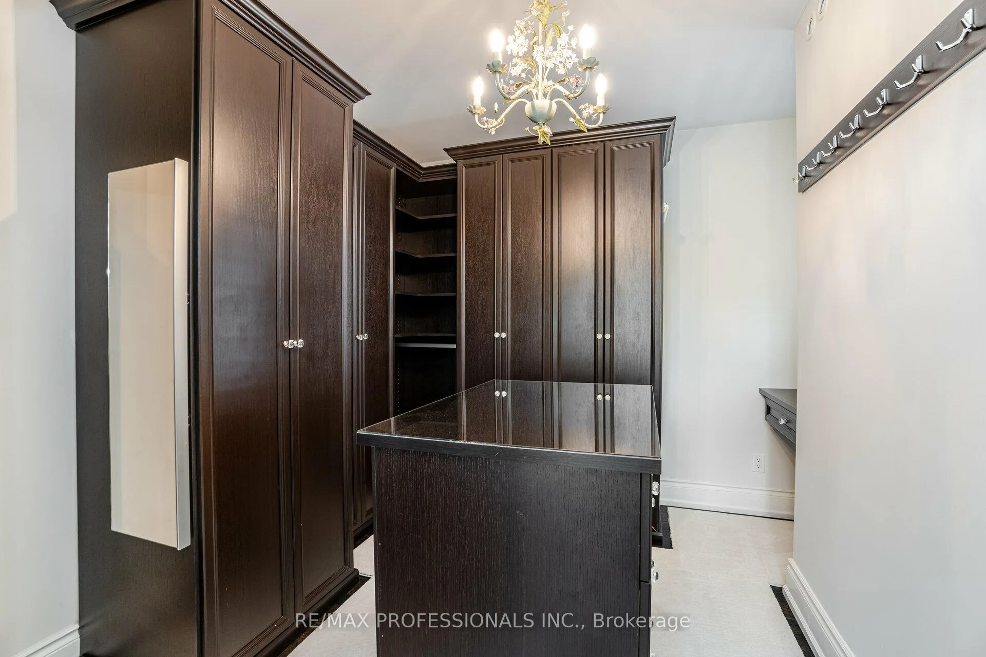 Photo 11 of Unit 225, 30 Stadium Road, Toronto, Niagara — HOMEH