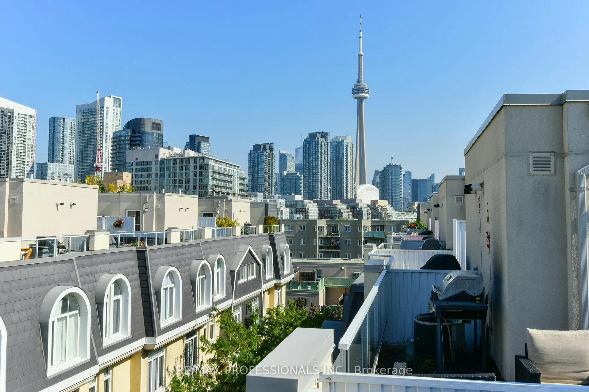 Photo 21 of Unit 225, 30 Stadium Road, Toronto, Niagara — HOMEH