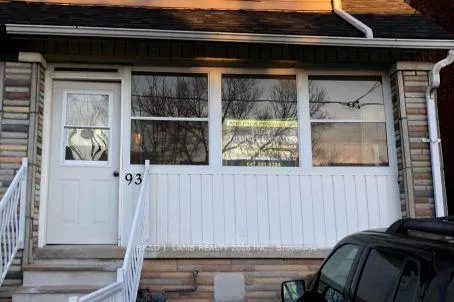 Photo 4 of Unit Upper, 93 Glebemount Avenue, Toronto, Danforth — HOMEH