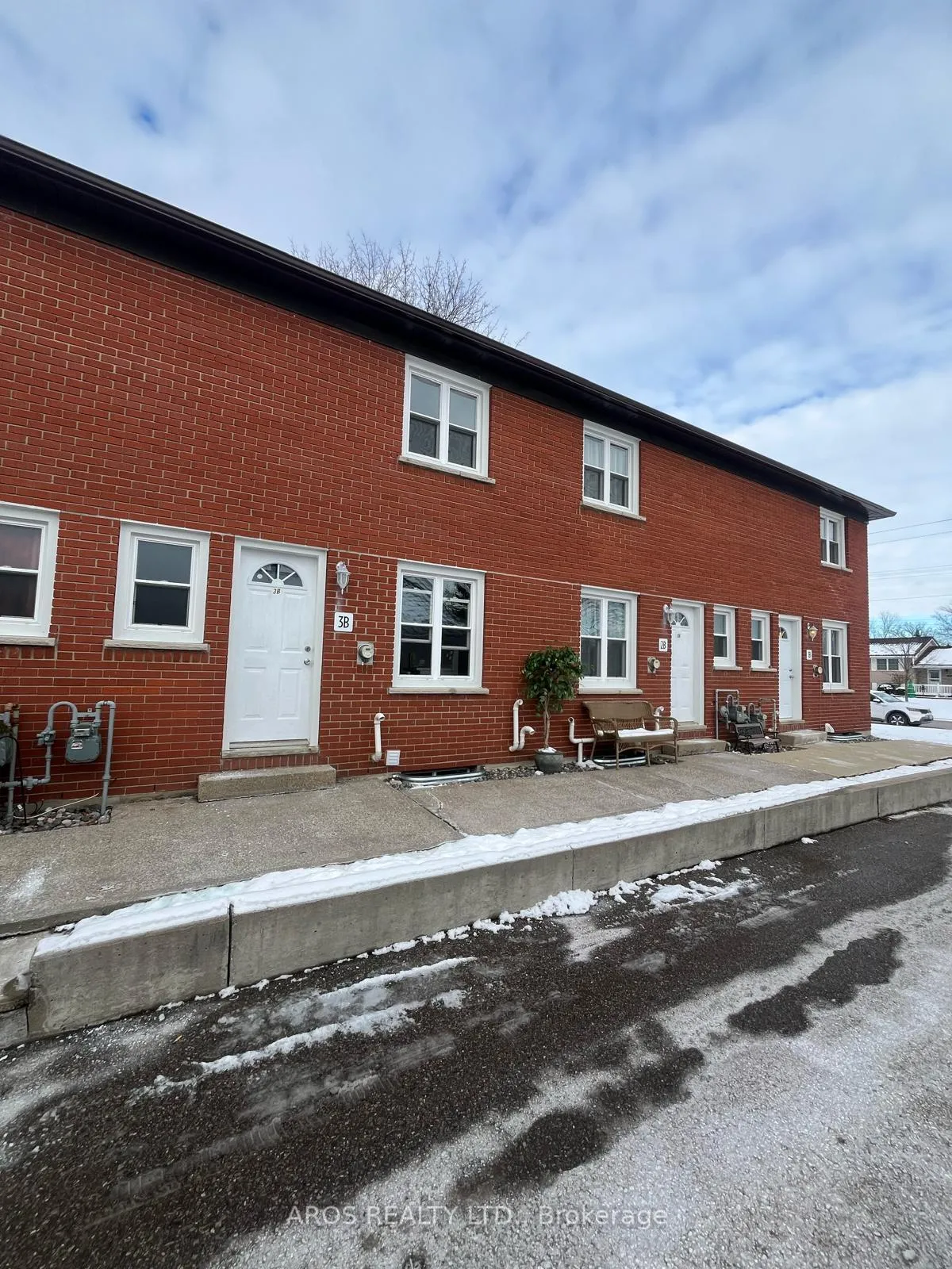 Photo 2 of Unit 3 b, 205 Fane Street, St. Clair — HOMEH