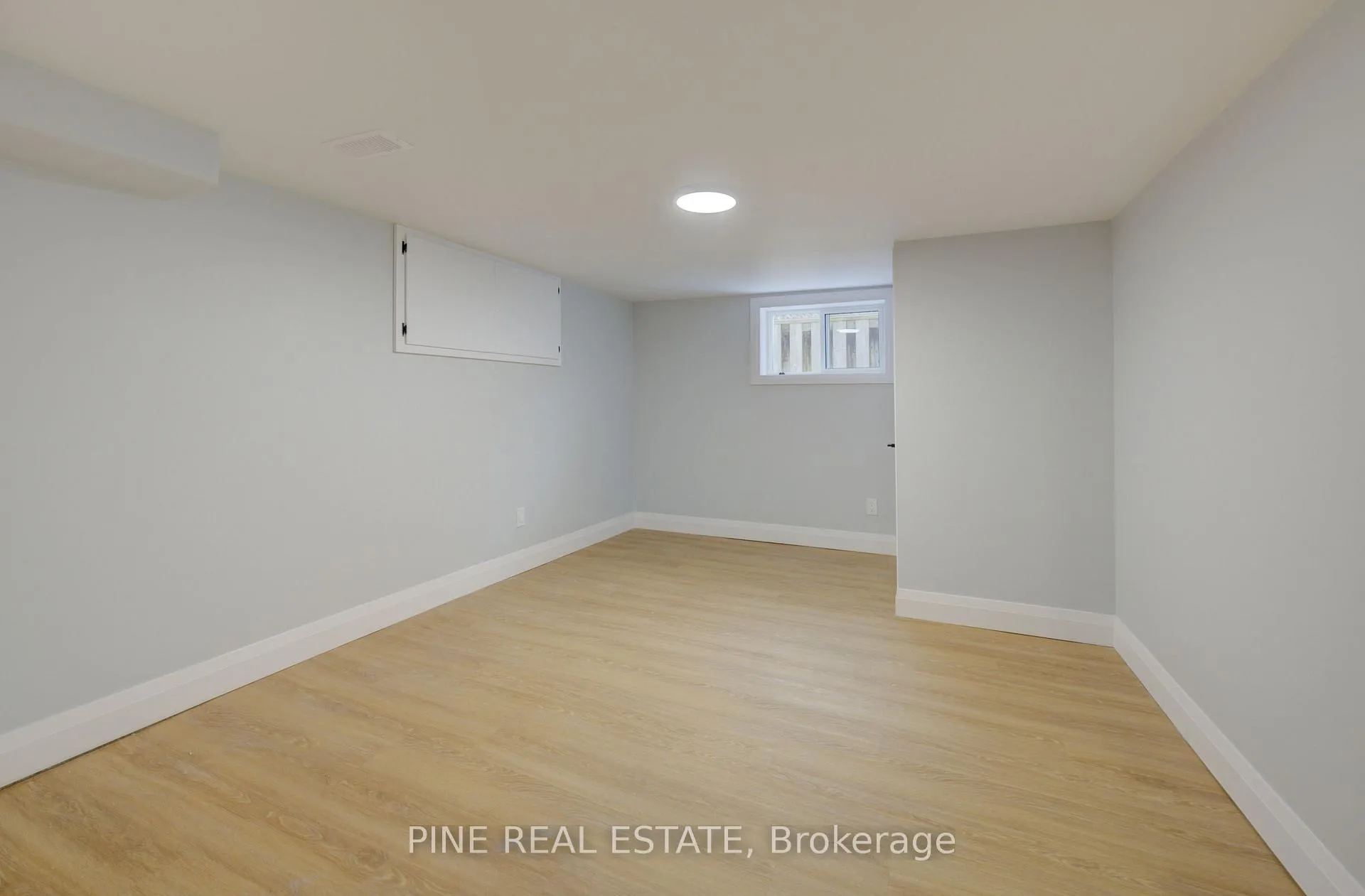 Photo 8 of Unit Lower, 107B Waterloo Street, Kitchener — HOMEH