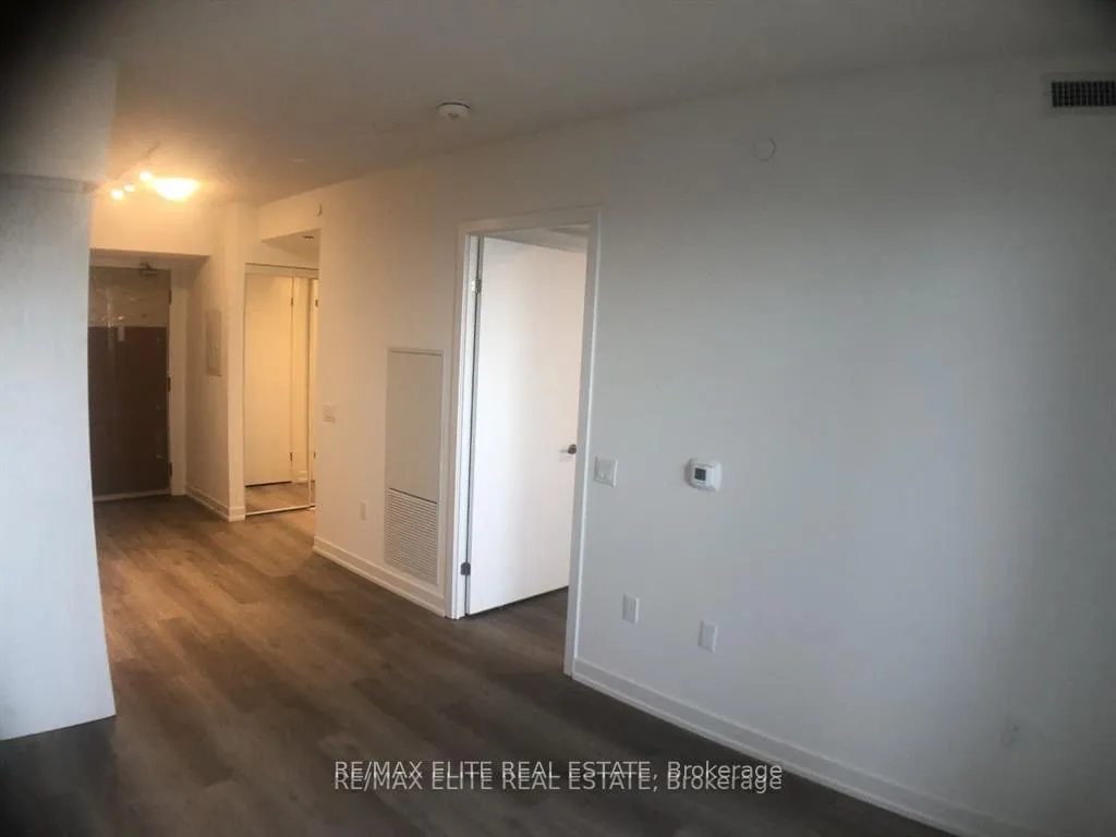Photo 8 of Unit 2806, 55 cooper Street, Toronto, Waterfront Communities — HOMEH
