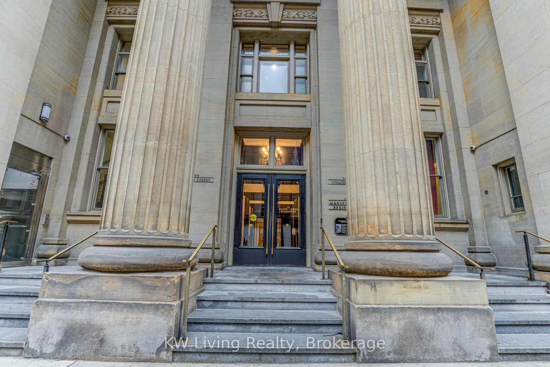 Photo 2 of Unit 2906, 197 Yonge Street, Toronto, Church-Yonge Corridor — HOMEH