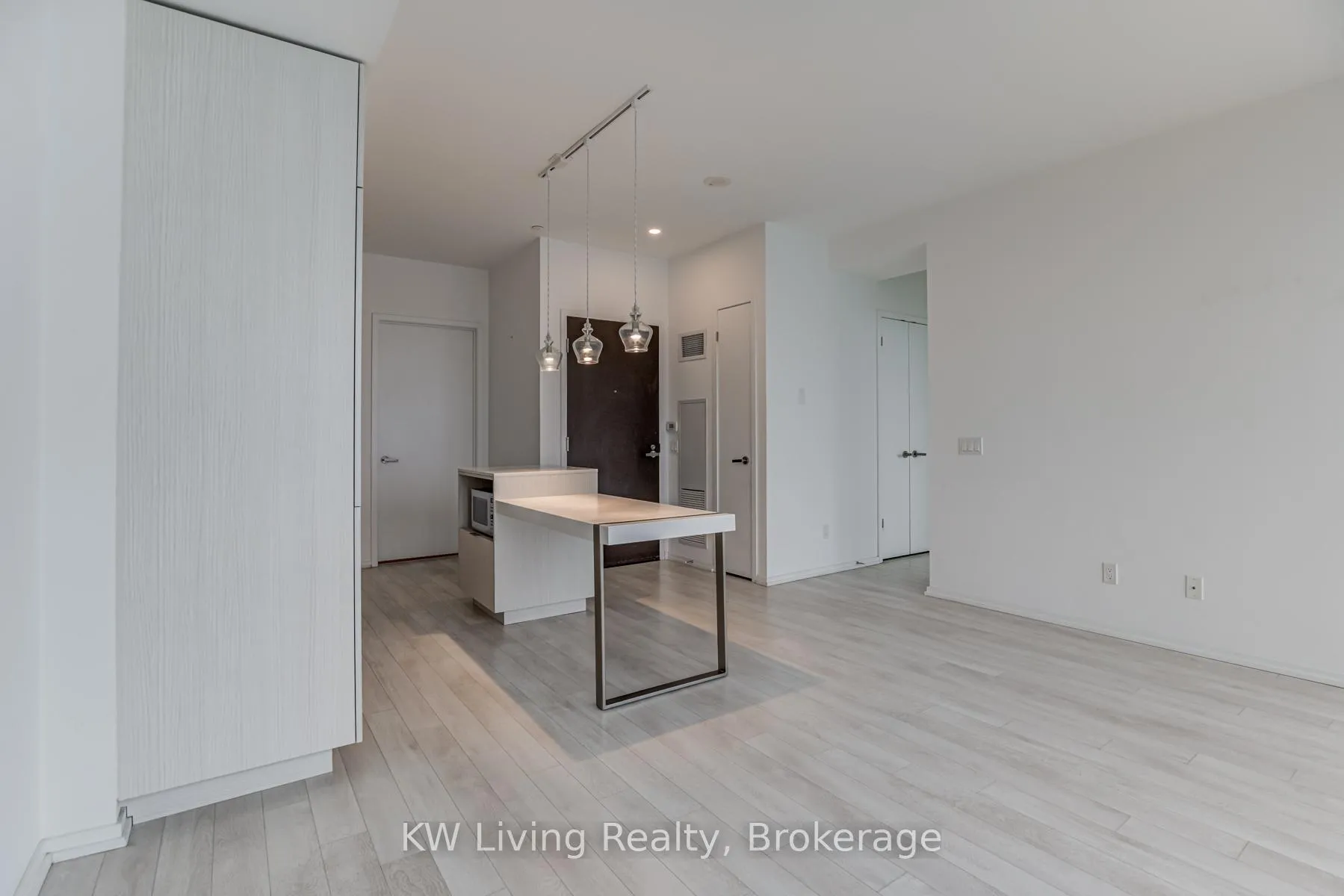 Photo 9 of Unit 2906, 197 Yonge Street, Toronto, Church-Yonge Corridor — HOMEH