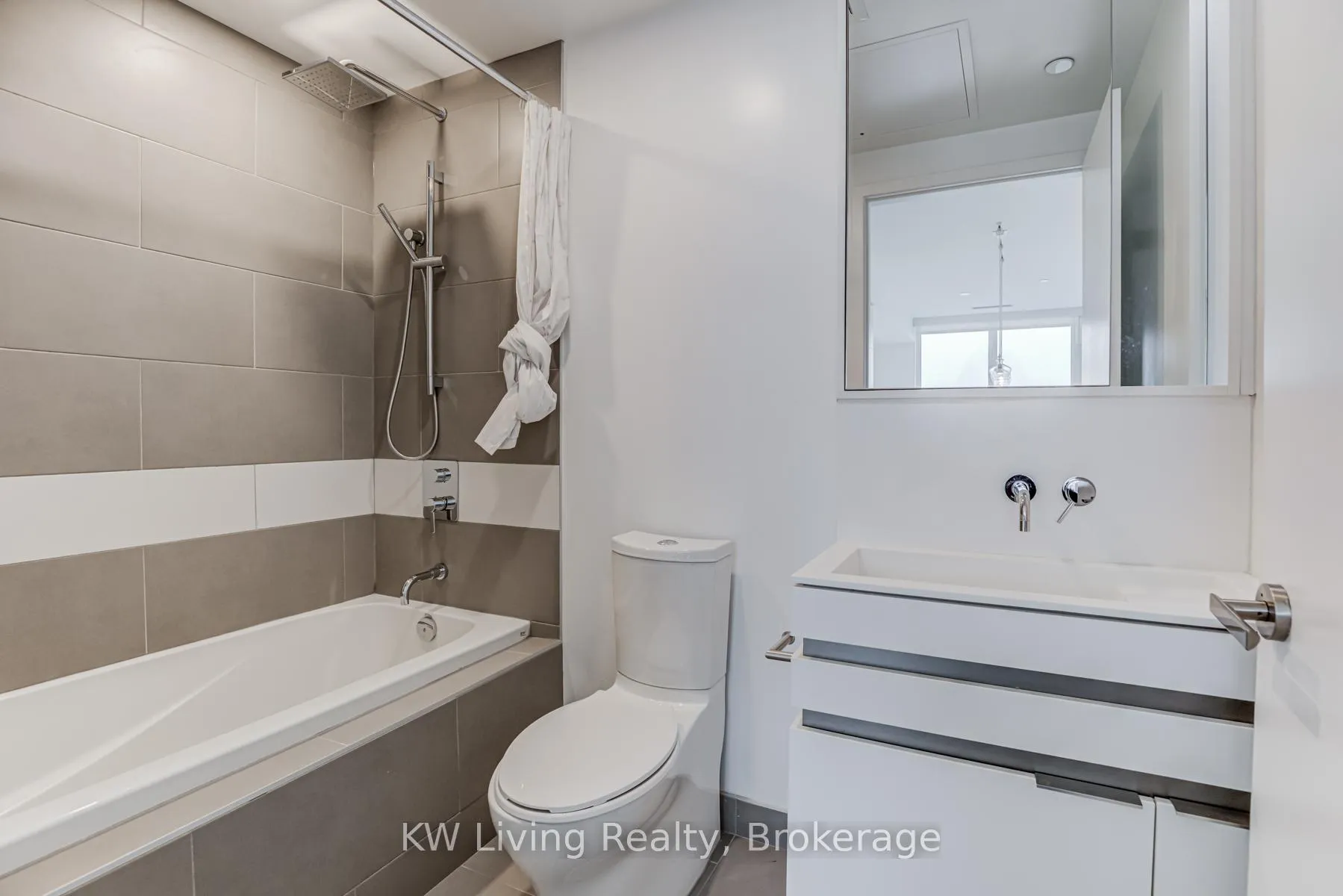 Photo 25 of Unit 2906, 197 Yonge Street, Toronto, Church-Yonge Corridor — HOMEH