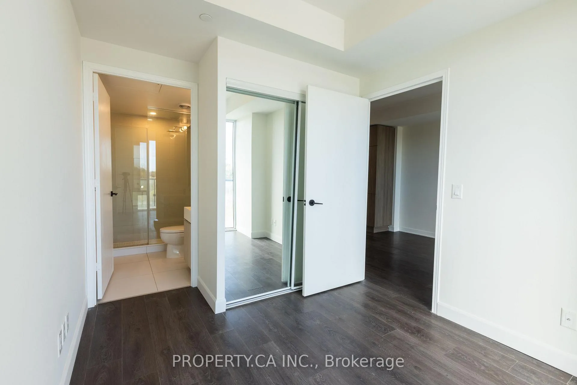 Photo 4 of Unit N528, 35 Rolling Mills Road, Toronto, Waterfront Communities — HOMEH